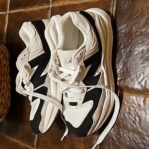 New Balance 5740